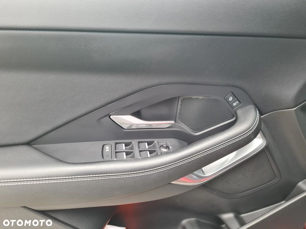 Jaguar E-Pace 2.0 i4D AWD R-Dynamic - 10