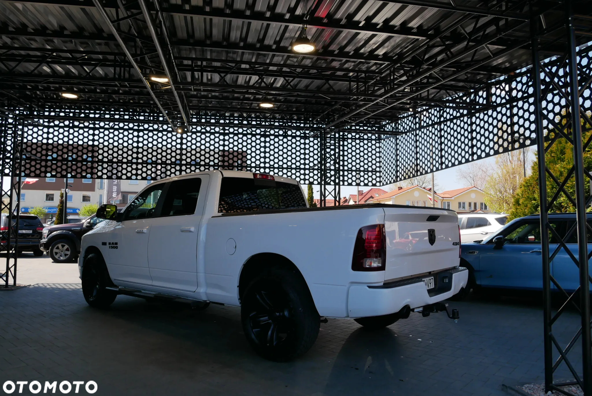 Dodge RAM 1500 5.7 4x4 - 3