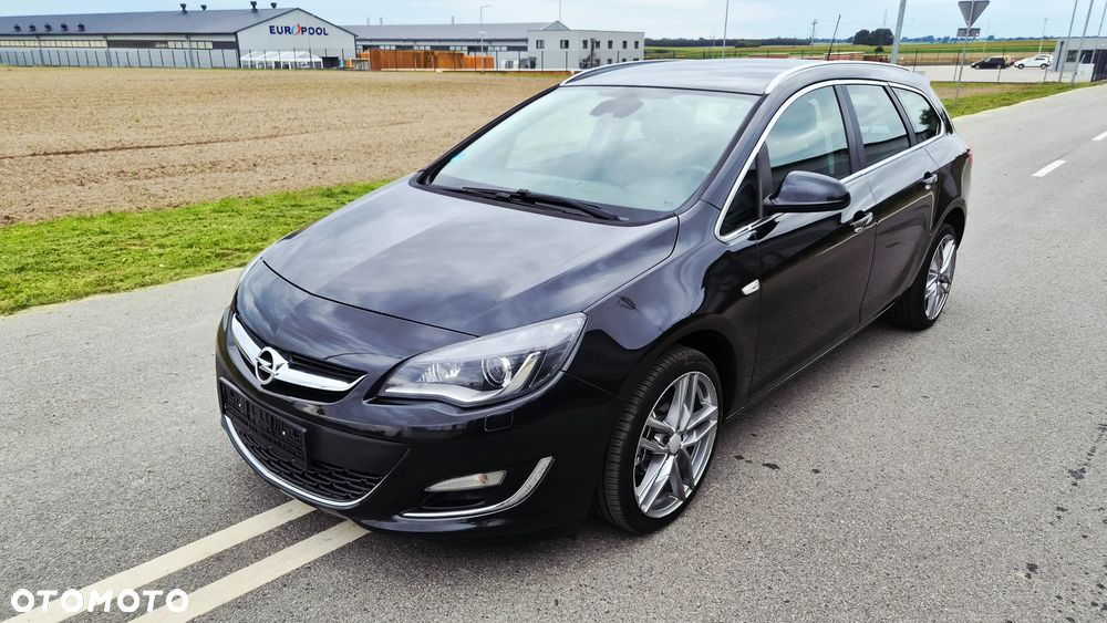 Opel Astra 1.4 T Cosmo - 10