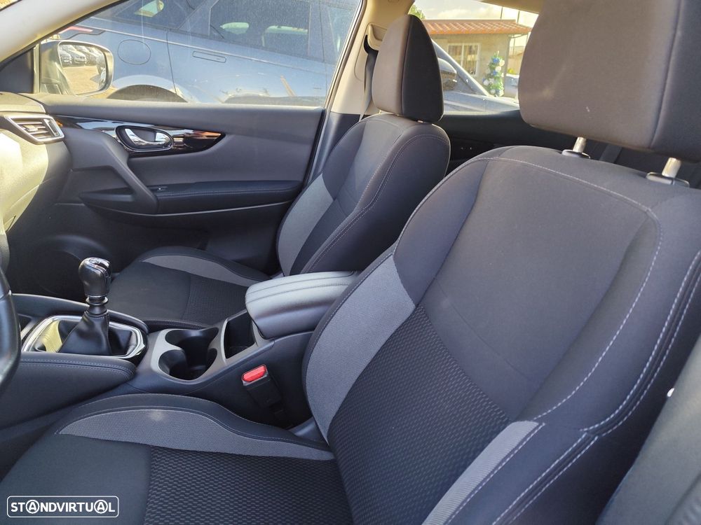 Nissan Qashqai 1.5 dCi Acenta - 24