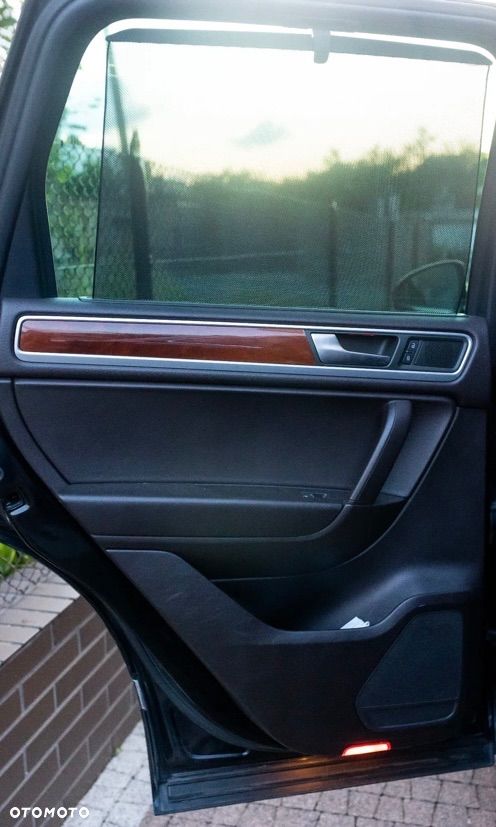 Volkswagen Touareg 3.0 V6 TDI BMT - 9