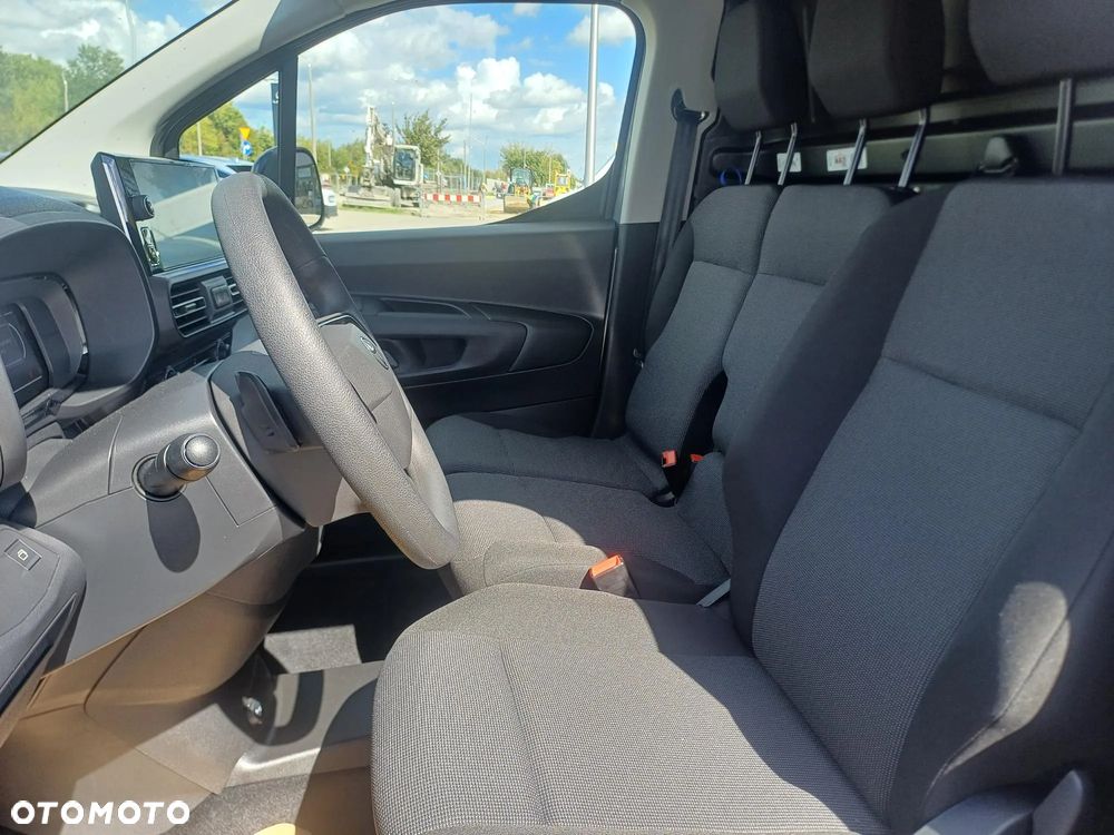 Toyota Proace City - 15