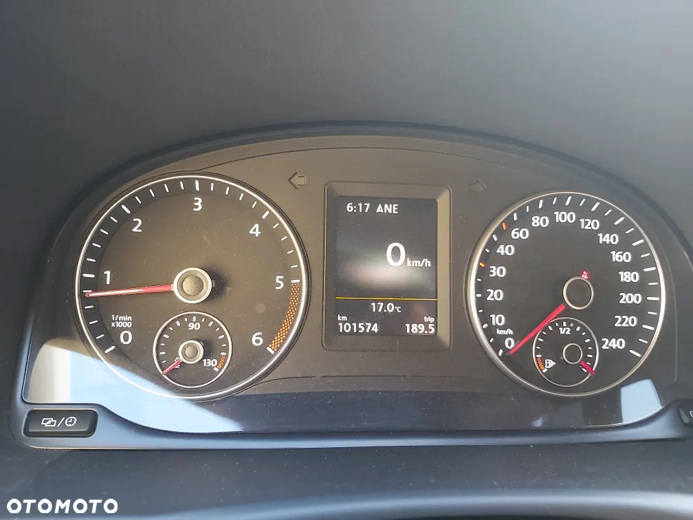 Volkswagen Touran - 5