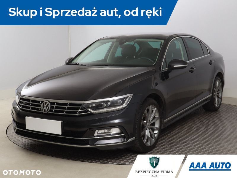 Volkswagen Passat - 3