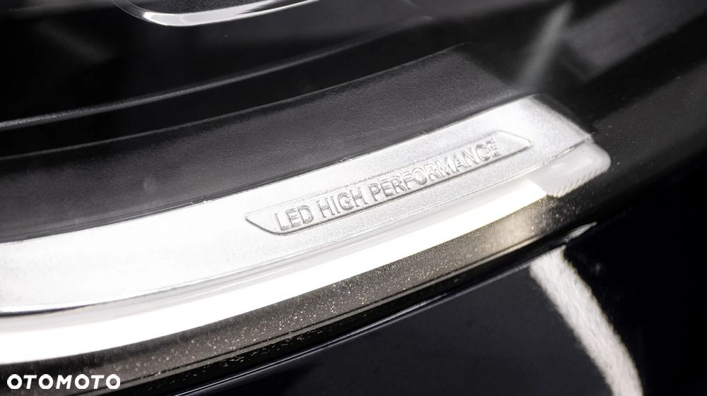 Mercedes-Benz GLC 200 4Matic 9G-TRONIC AMG Line - 10