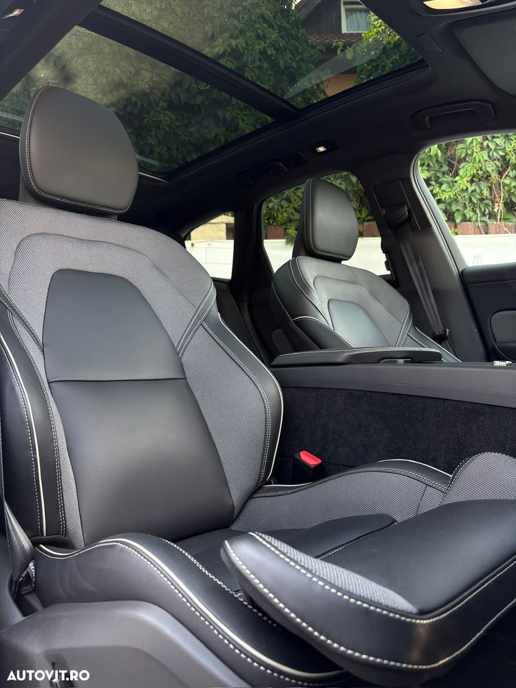 Volvo XC 60 T8 AWD Recharge Ultimate Black Edition - 29