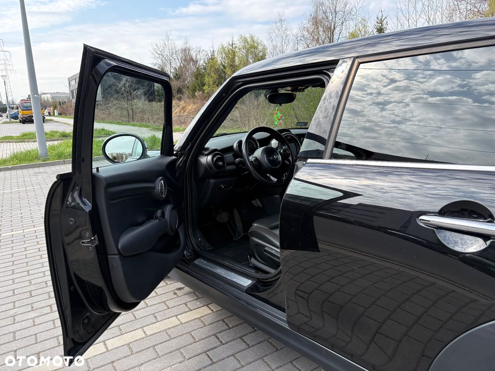 MINI Cooper Classic Trim - 4