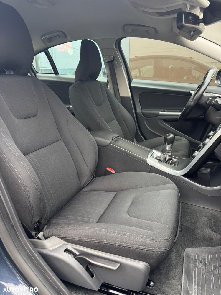 Volvo S60 D3 - 37