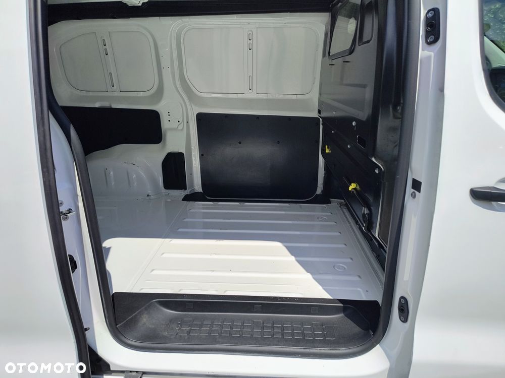 Toyota PROACE - 27