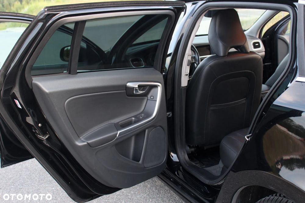 Volvo V60 T5 Geartronic - 11
