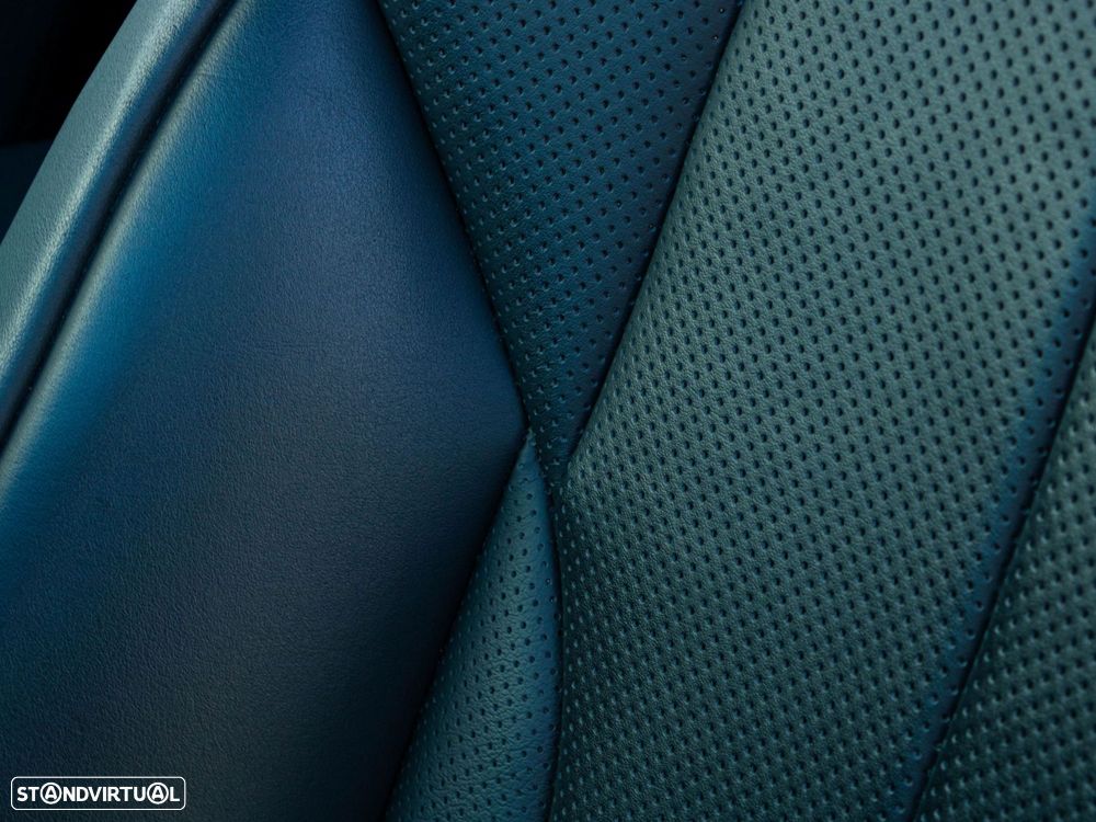 Lexus NX 450h+ F Sport - 40