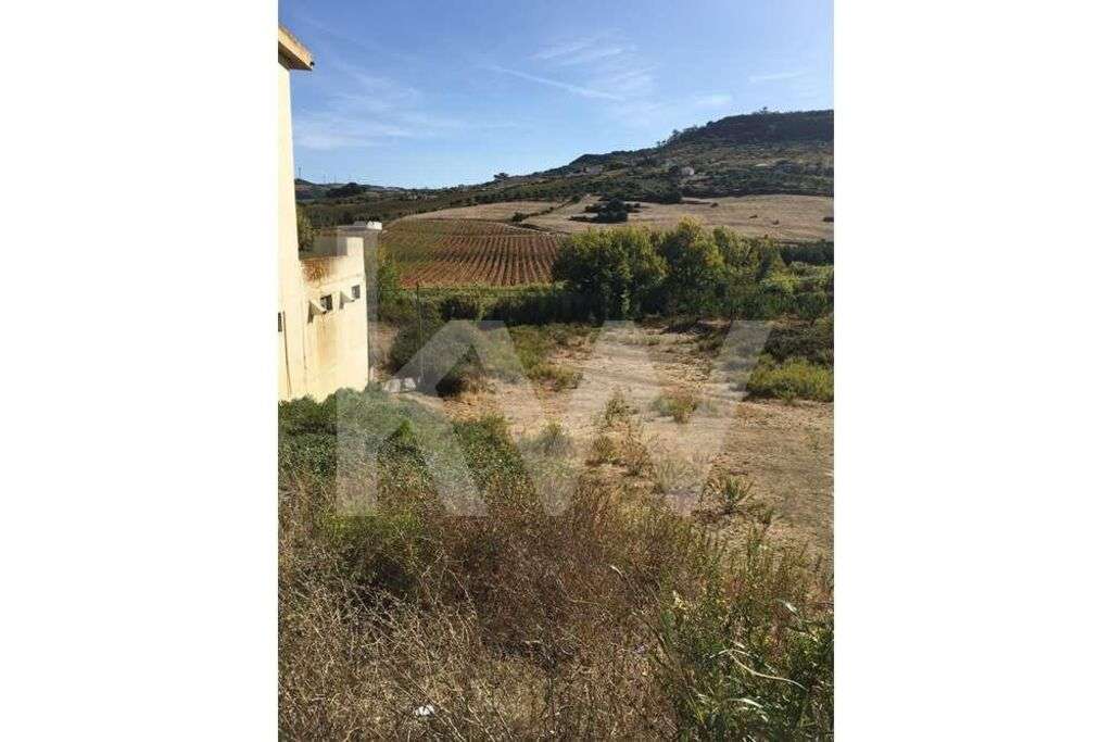 Terreno em Arruda dos Vinhos - Grande imagem: 2/6