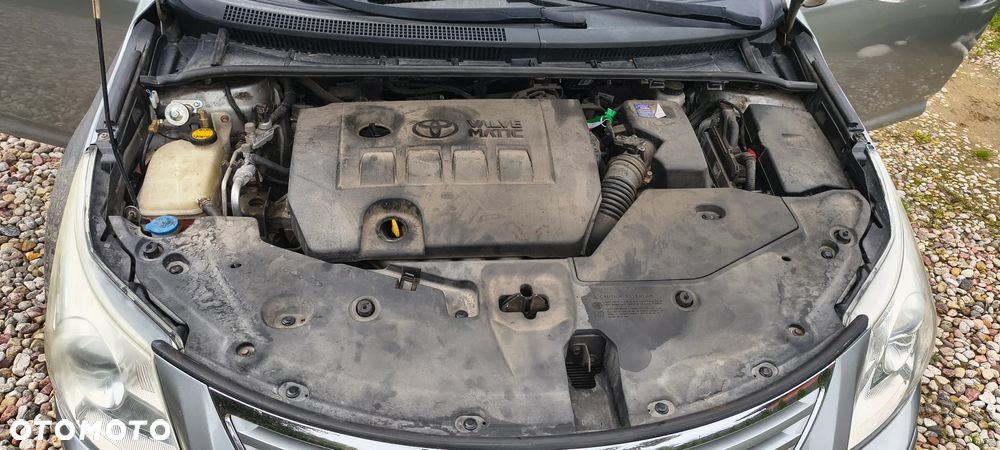 Toyota Avensis - 19