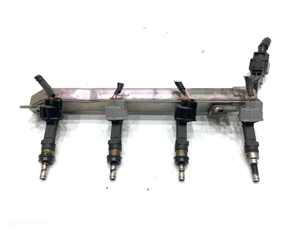 LISTWA WTRYSKOWA  TOYOTA YARIS (_P9_) 2005 - 2014 1.33 VVT-i (NSP90_) 74 kW [100 KM] benzyna 2008 - - 1