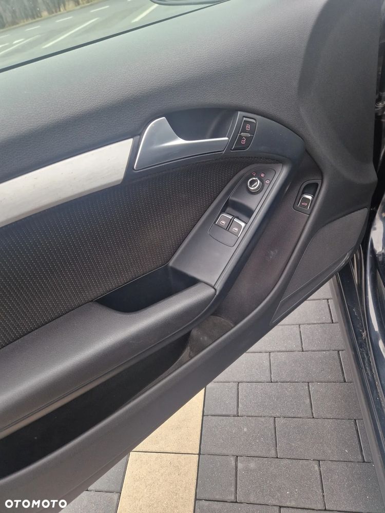 Audi A5 Coupé 2.0 TDI DPF quattro - 10