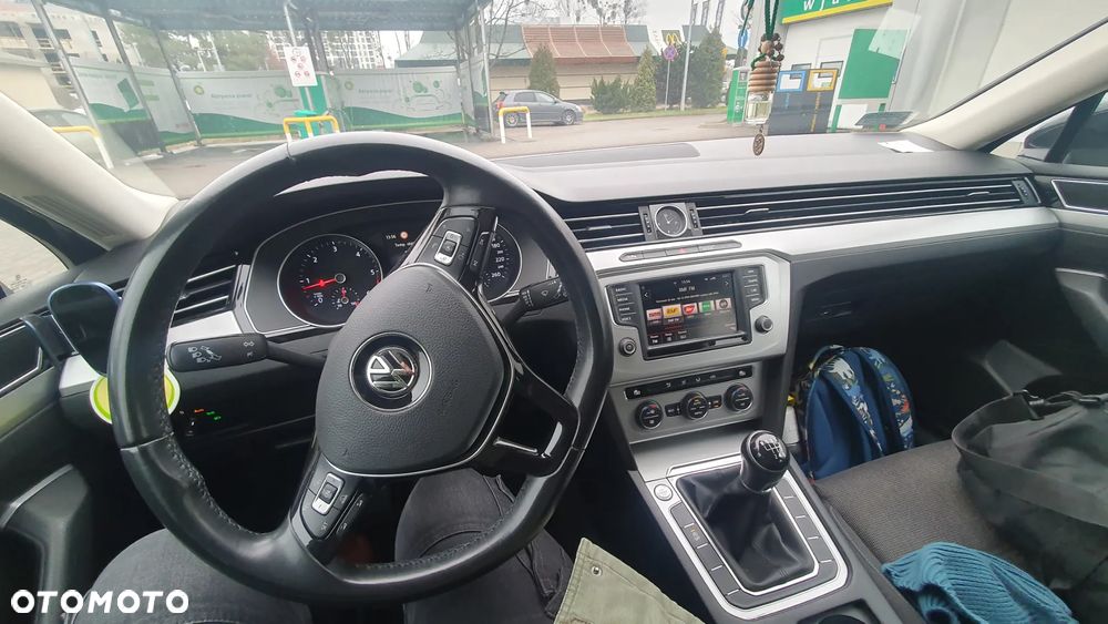 Volkswagen Passat 2.0 TDI BMT Comfortline - 8