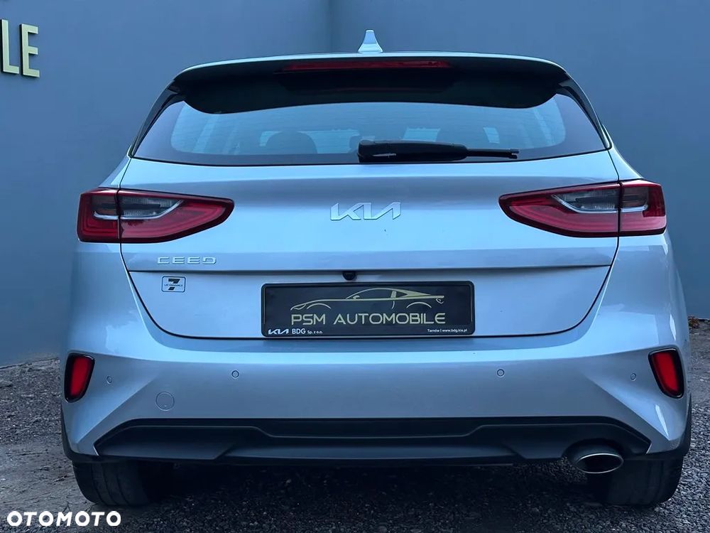 Kia Ceed 1.5 T-GDI M - 9