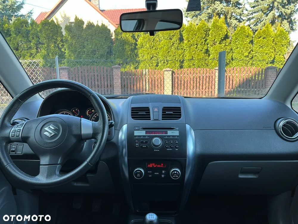 Suzuki SX4 1.6 VVT 4x4 Comfort - 8