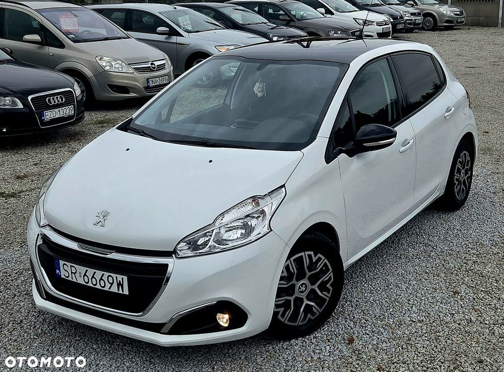 Peugeot 208 1.6 BlueHDi Allure S&S - 12