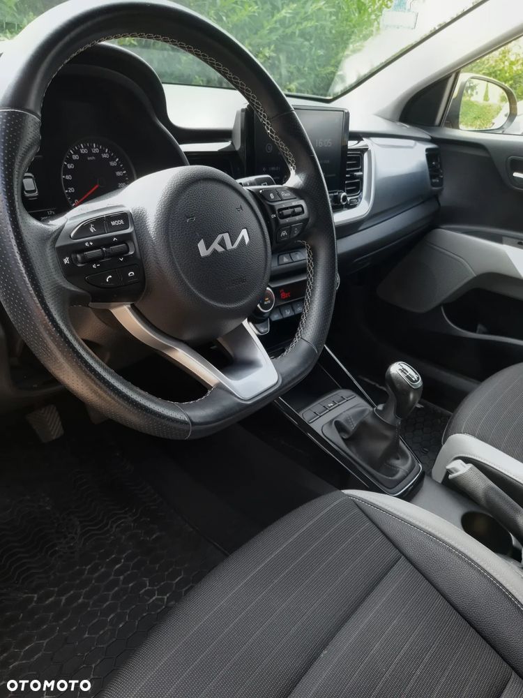 Kia Stonic 1.0 T-GDI L - 15