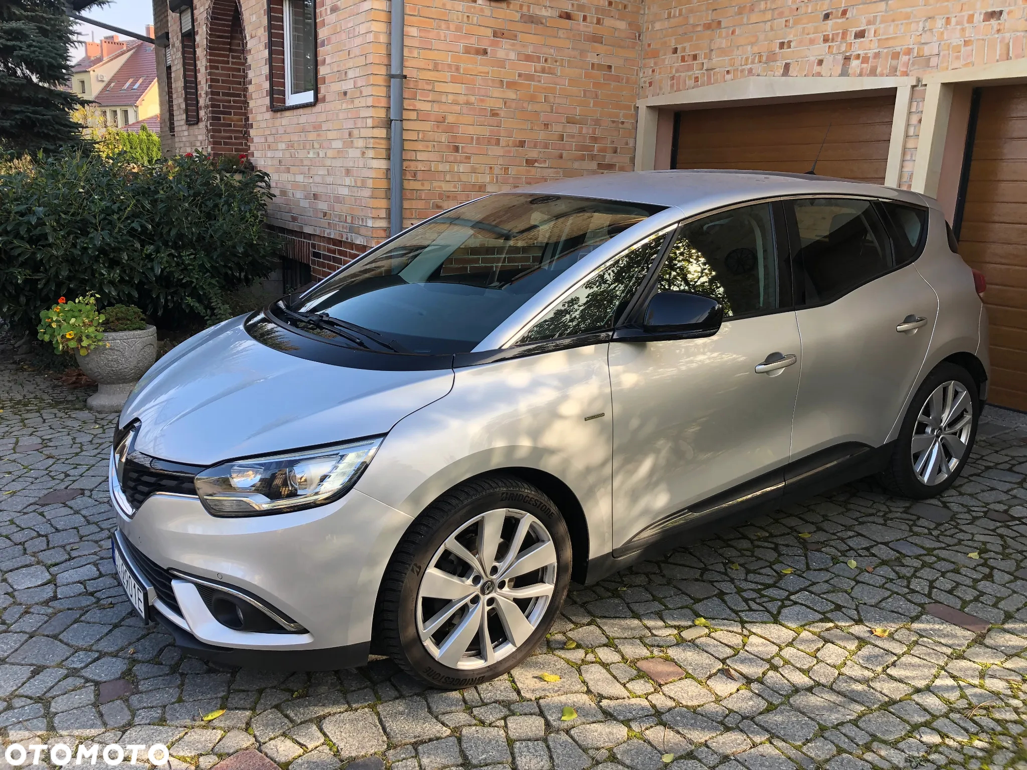 Renault Scenic - 9
