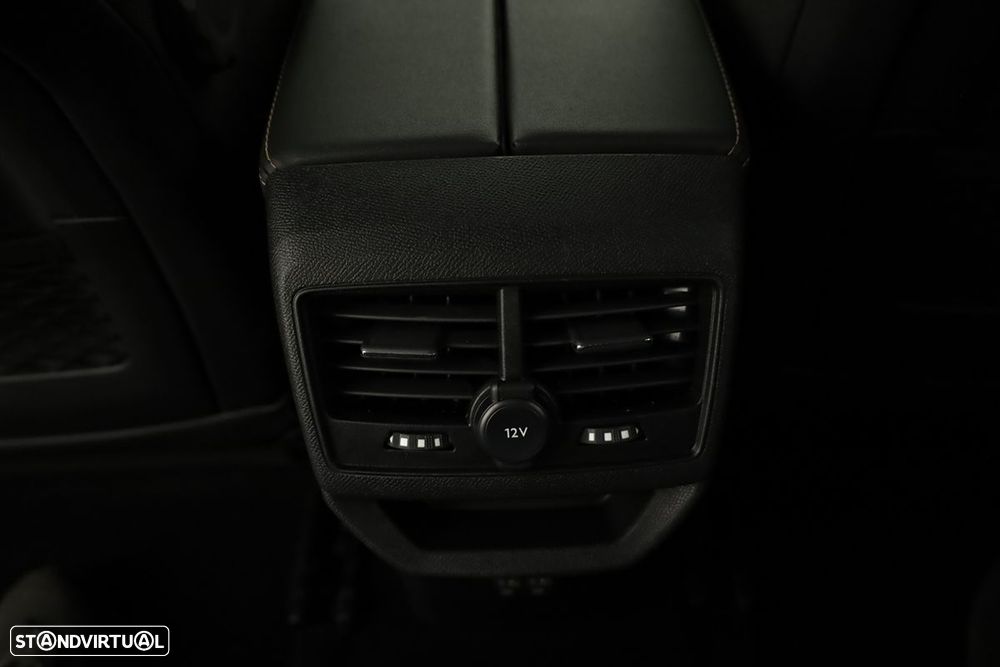 Peugeot 3008 1.2 Hybrid GT e-DCS6 - 23