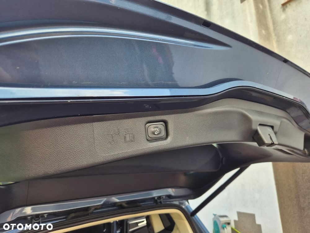Ford S-Max 2.0 EcoBlue Titanium - 34