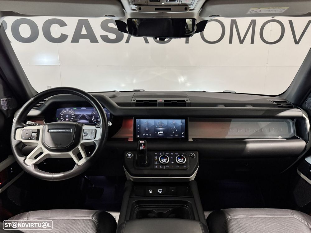 Land Rover Defender 3.0 I6 110 AWD X-Dynamic HSE - 31
