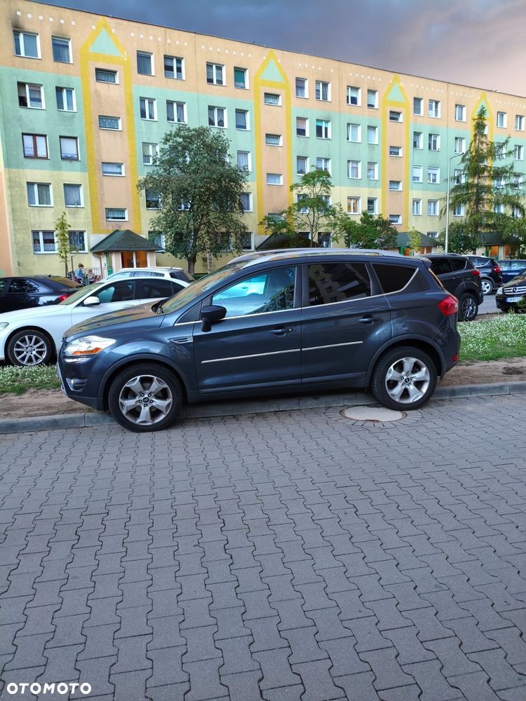 Ford Kuga 2.5 Titanium - 13