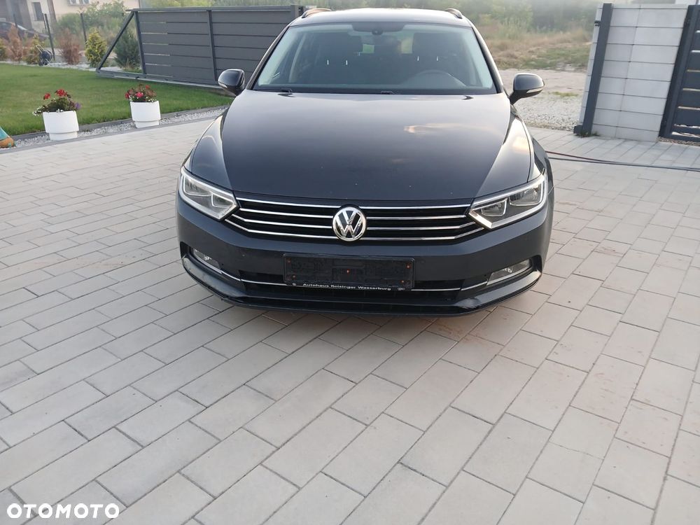 Volkswagen Passat 2.0 TDI (BlueMotion Technology) Comfortline - 17