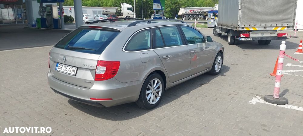 Skoda Superb 1.6 TDI GreenLine - 5