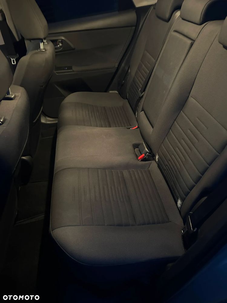 Toyota Auris - 16