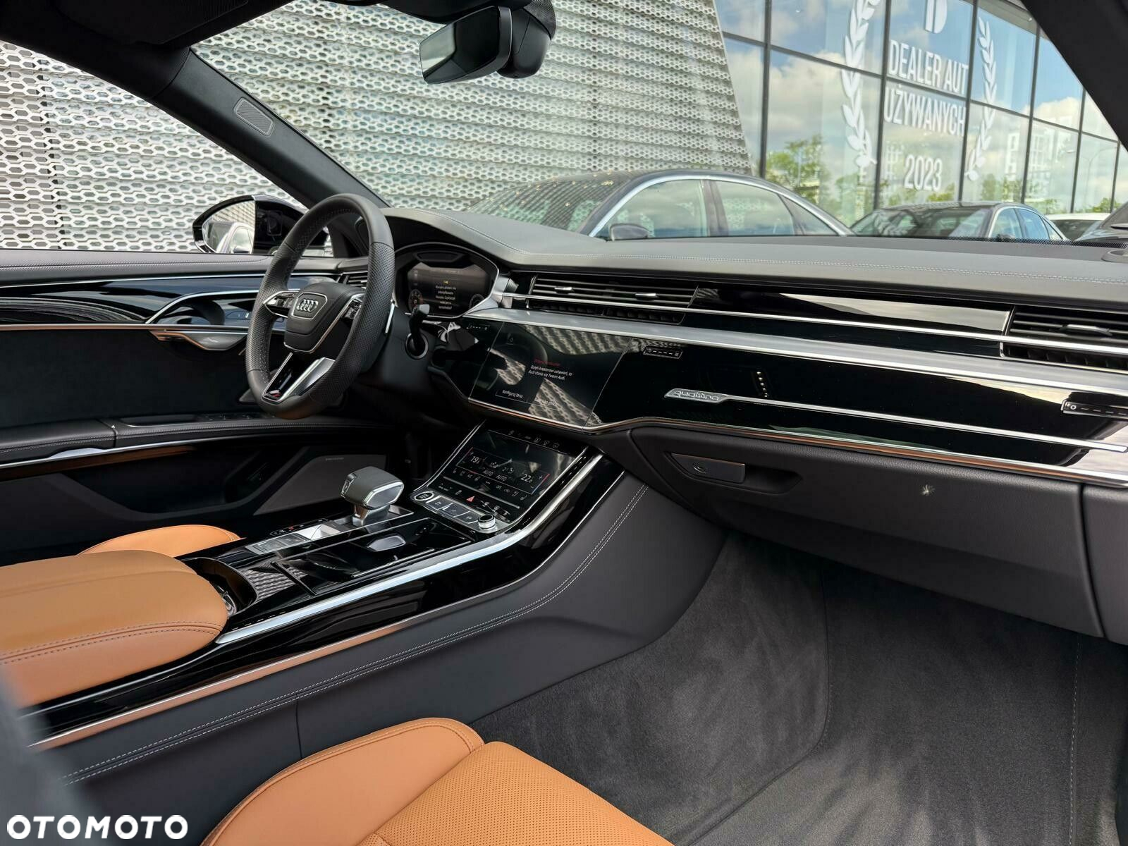 Audi A8 - 13