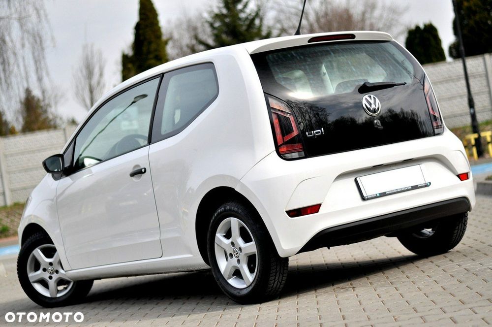Volkswagen up! Standard - 21