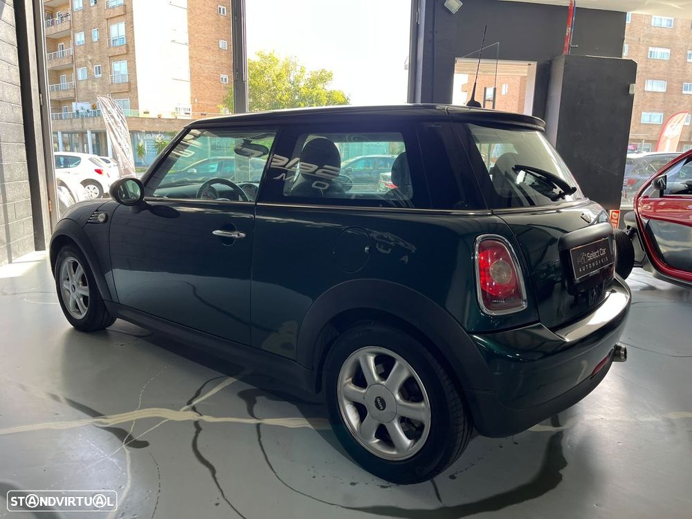 MINI 3 Portas Cooper D - 5