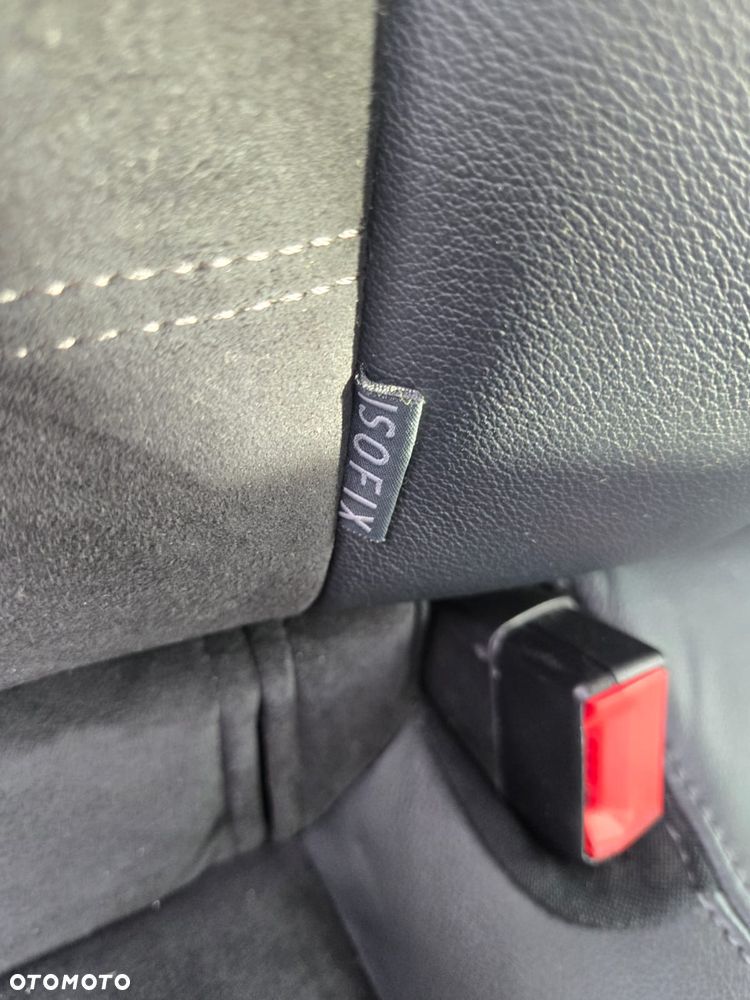 Toyota Avensis 2.0 Prestige MS - 24