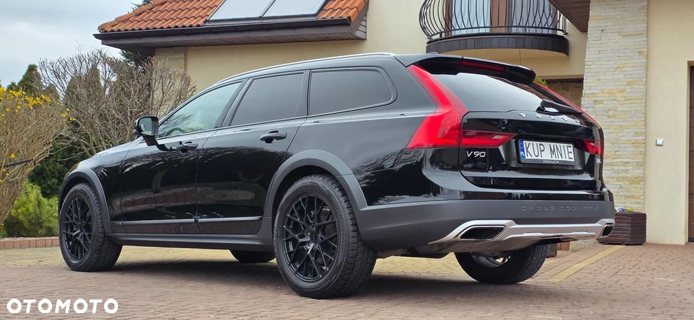 Volvo V90 Cross Country T6 AWD Pro - 25