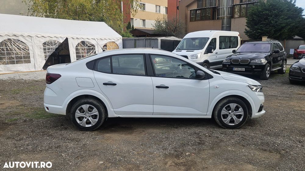 Dacia Logan TCe 90 Essential - 7