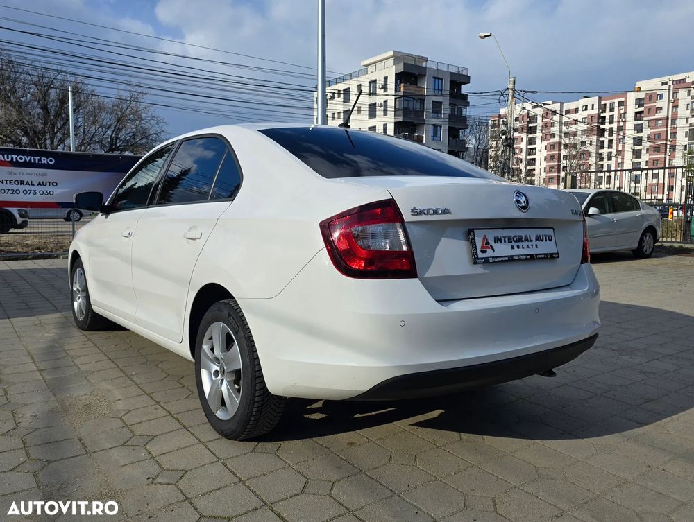 Skoda RAPID 1.4 TDI DSG Ambition - 6