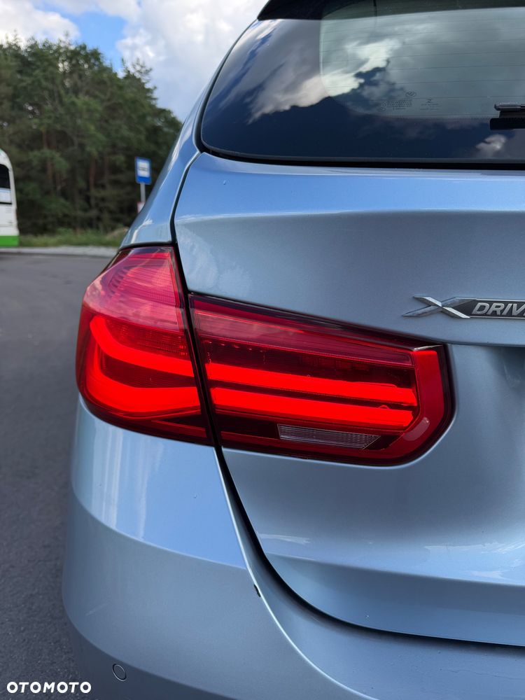 BMW Seria 3 328i xDrive Luxury Line - 8