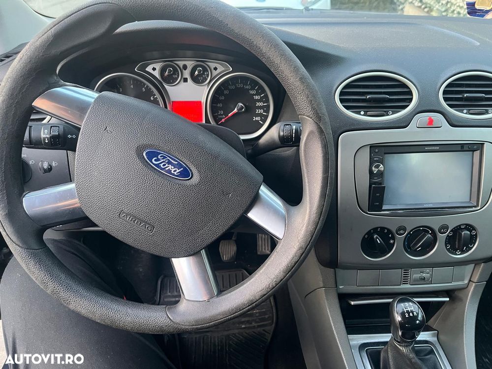 Ford Focus - 4