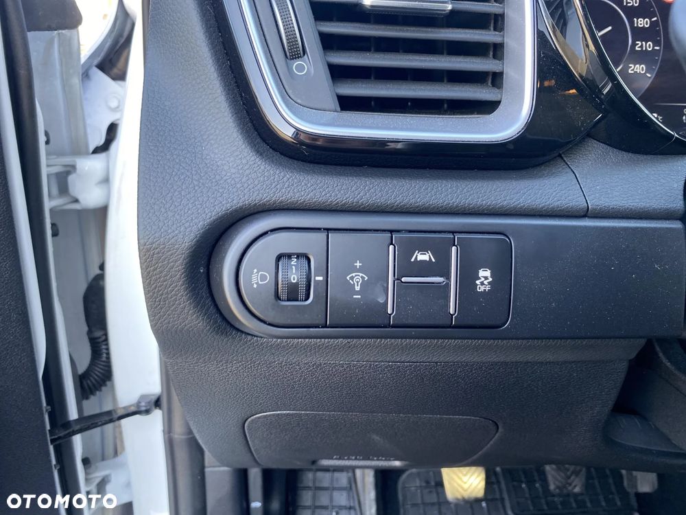 Kia XCeed 1.5 T-GDI Business Line - 20