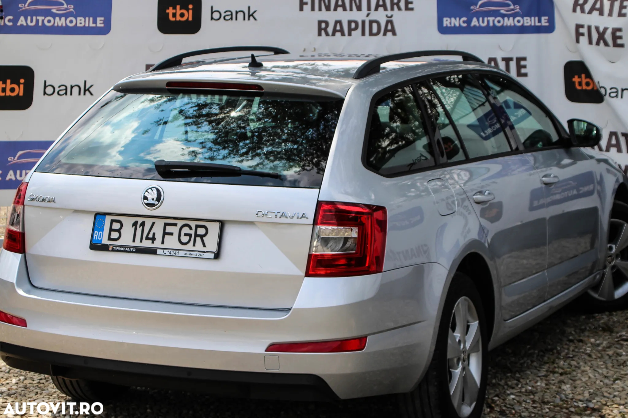 Skoda Octavia 2.0 TDI DSG Ambition - 3