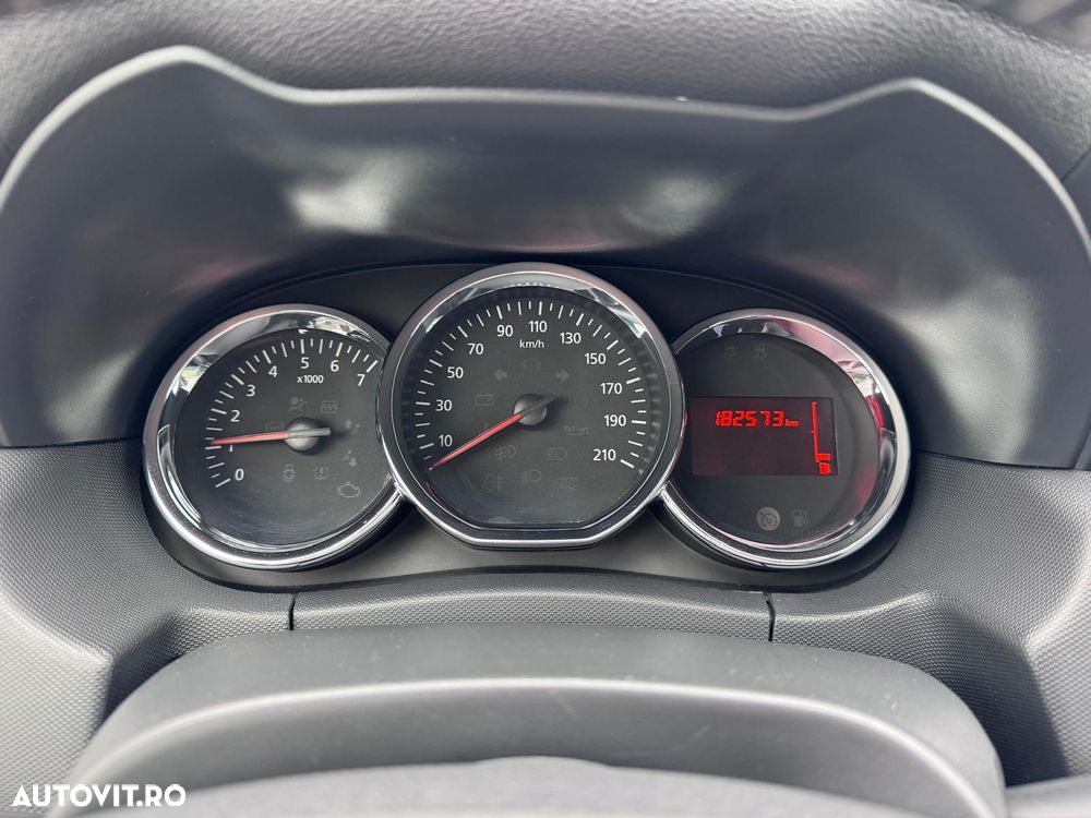 Dacia Duster 1.6 4x4 Laureate - 19