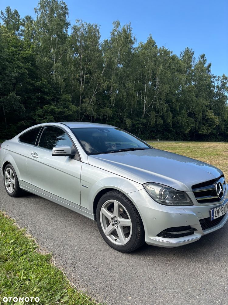 Mercedes-Benz Klasa C 250 CGI BlueEff - 4