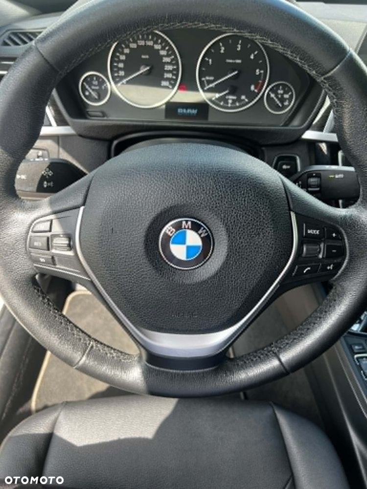 BMW Seria 3 318d Luxury Line - 25