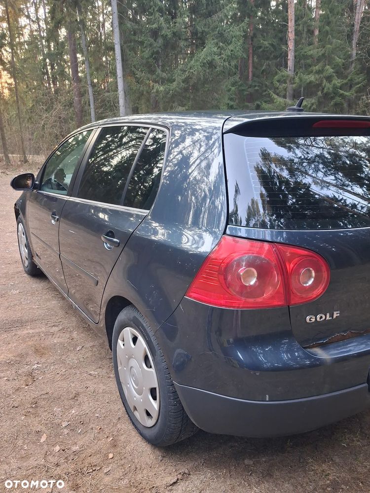 Volkswagen Golf 2.0 TDI Sportline DSG - 3