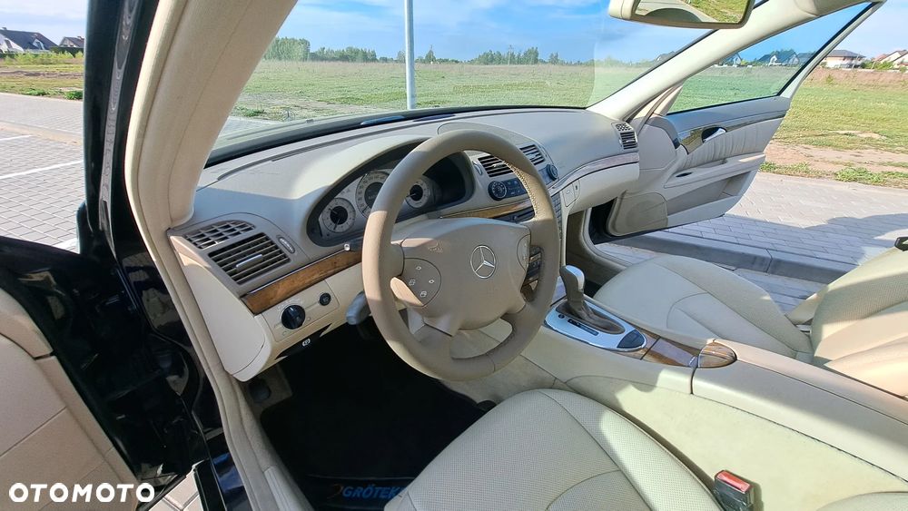 Mercedes-Benz Klasa E 200 Kompressor Automatik Avantgarde - 25