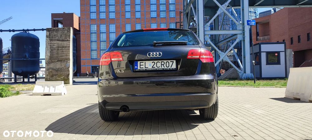 Audi A3 Sportback 1.6 Attraction - 2