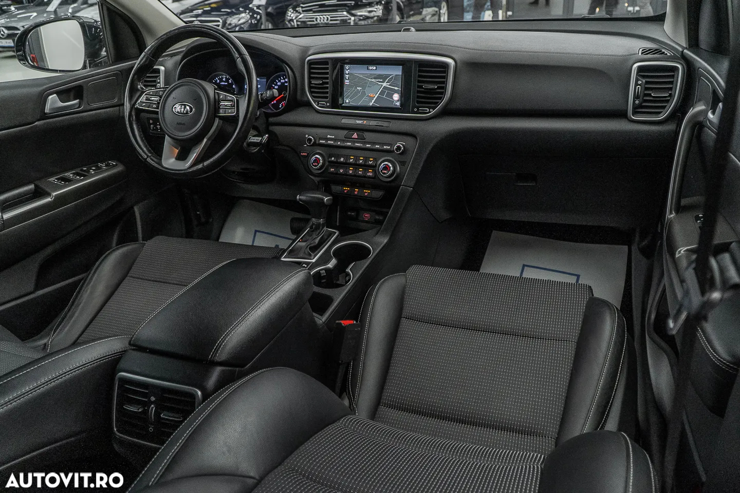 Kia Sportage 1.6 T-GDI 7DCT 4x4 Style - 3